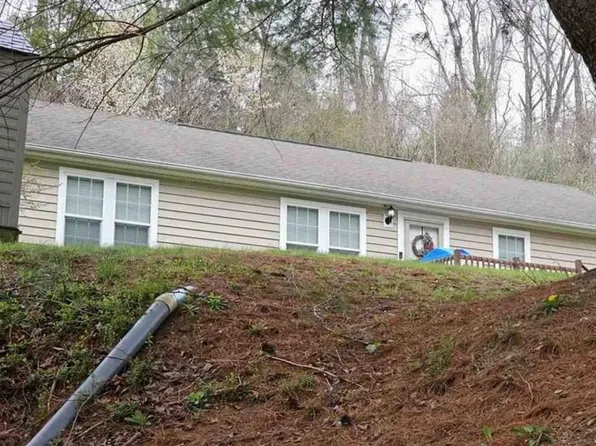 151 Morgan Ln, Julian, WV 25529