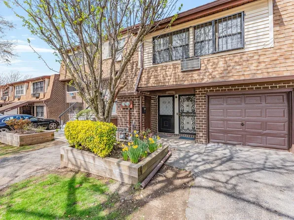 121-33 5th Avenue #4A, College Point, NY 11356