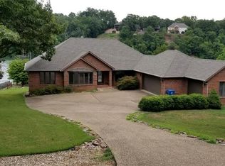 30 Rannoch Dr, Bella Vista, AR 72715