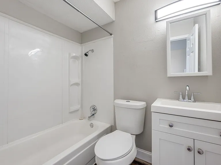 The Square Apartments — Photo 10