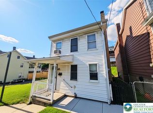 218 Pitt St, Tamaqua, PA 18252