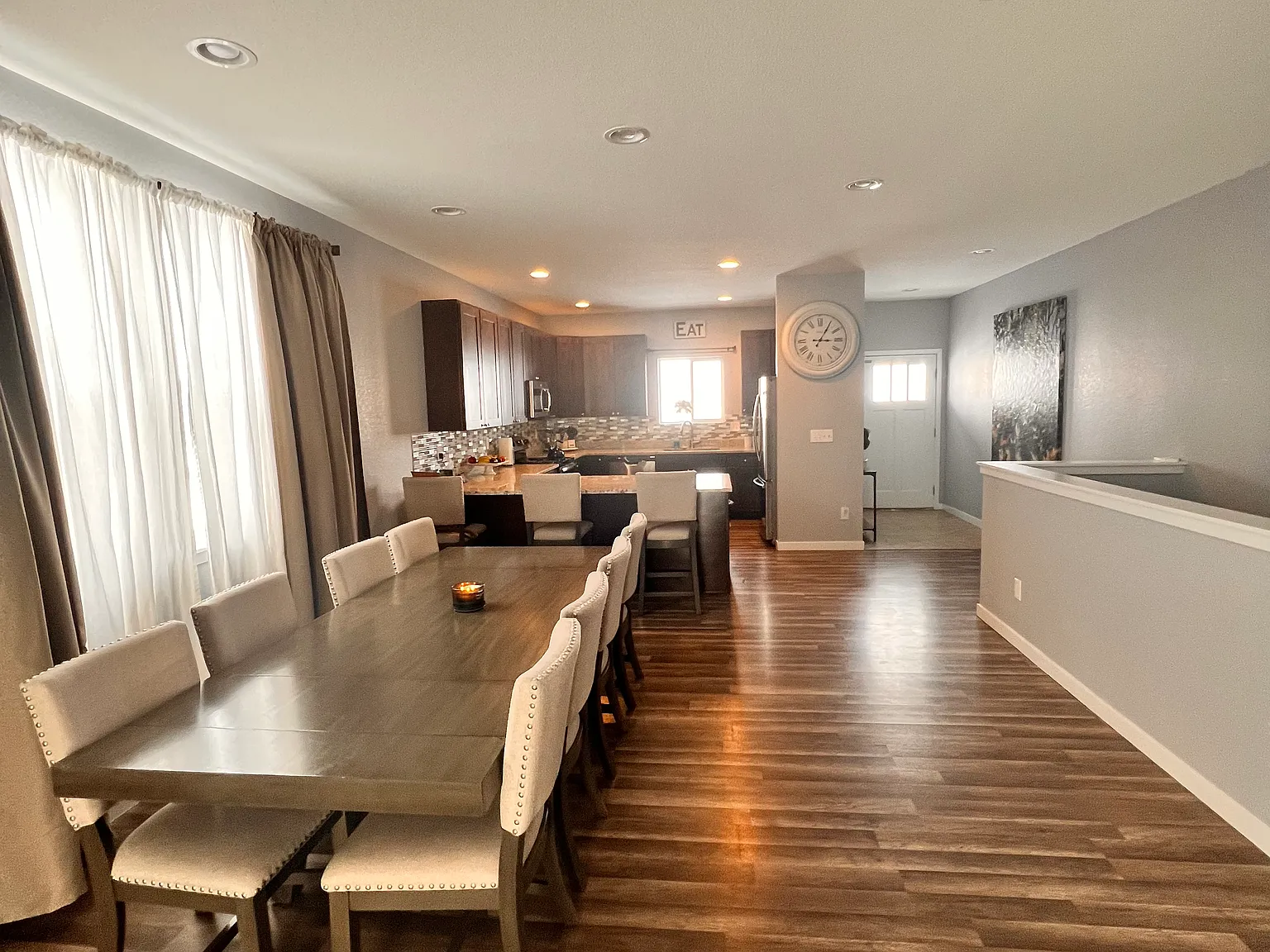 3 bed, 1480 sqft, $2,500 — Photo 4
