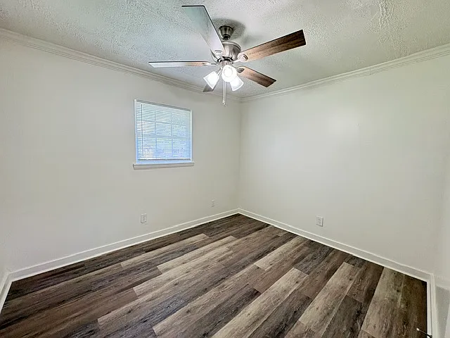 3652 Grier Ave — Photo 8