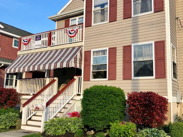 5 Bay Ave, Ave, NJ 08226