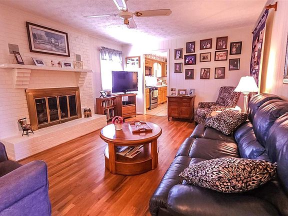 5th image of 408 Salinity Dr