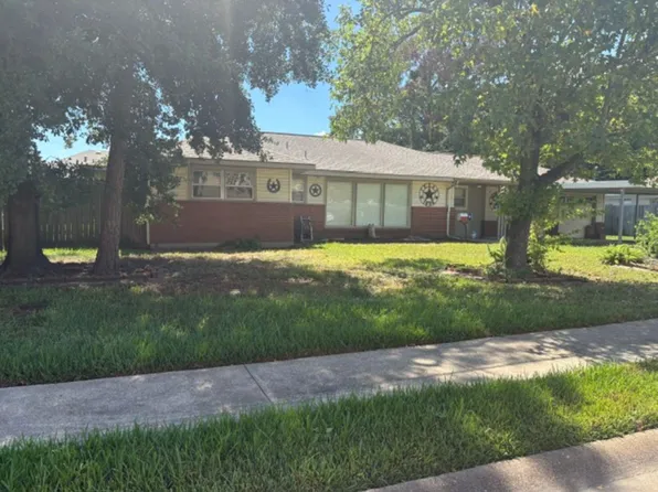 116 W 5th St, Deer Park, TX 77536