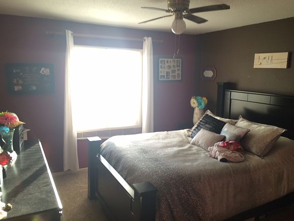 3rd image of 2055 NW Hickory Ln #6