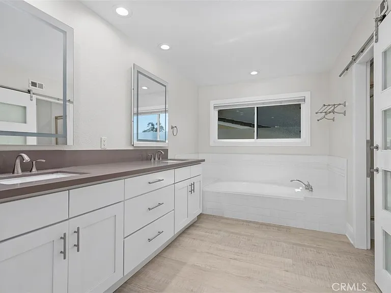 25231 Spindlewood — Photo 31