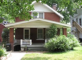 705 1/2 W Springfield Ave, Champaign, IL 61820