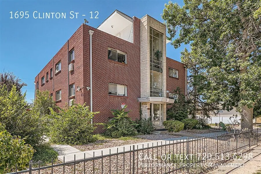 Building Photo - 1695 Clinton St #12