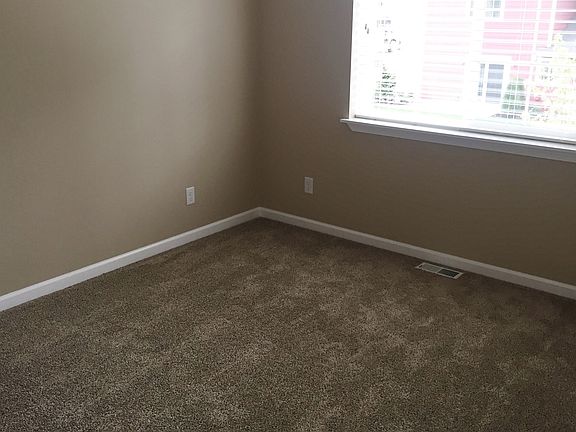 3rd image of 1967 N Prairie Ln #104