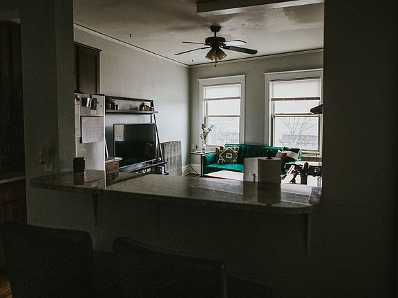 4th image of 2601 Hennepin Ave #4