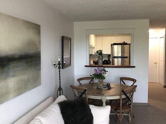 3rd image of 19 Water St APT 2
