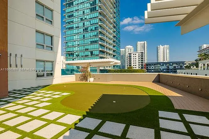 3250 NE 1st Ave #715 — Photo 48