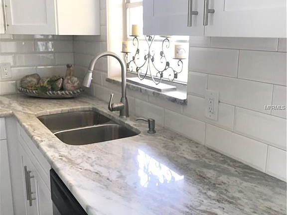 4th image of 10210 Oceanspray Blvd