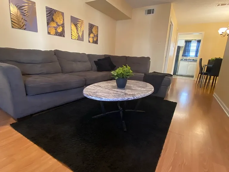 1720 Brightside Dr #B — Photo 2