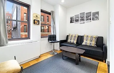 Rented by Mossanen Group