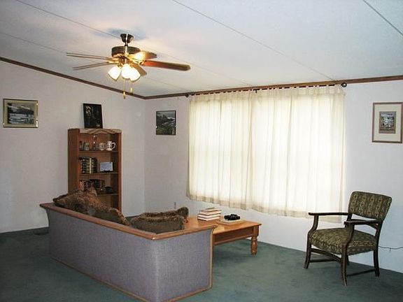 5th image of 247 Corral Ln