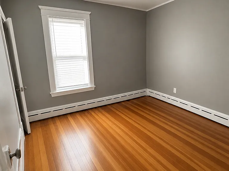 135-137 Clara St #135 — Photo 10