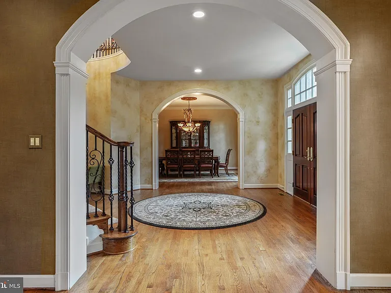 9864 Walker Glen Ct — Photo 91