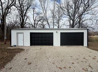 18811 Highway W W, Lebanon, MO 65536