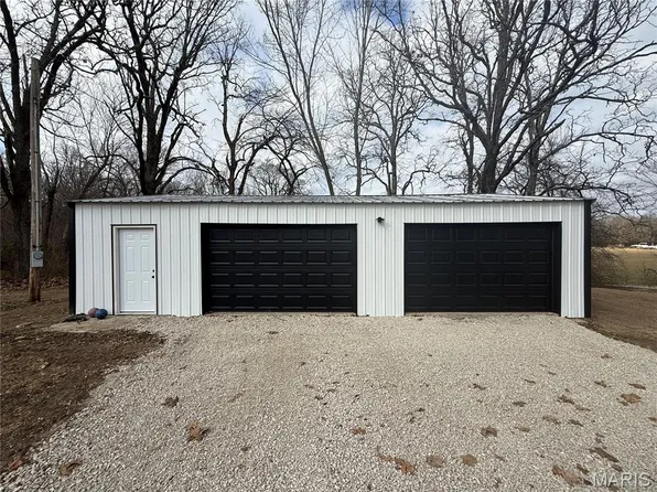 18811 Highway W W, Lebanon, MO 65536