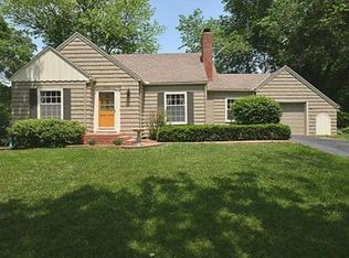 408 NE Poplar Dr, Kansas City, MO 64118