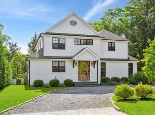 5 Kings Ln, Southampton, NY 11968