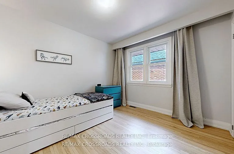 12A Delroy Dr — Photo 15