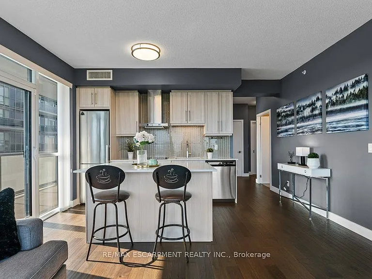 2087 Fairview St #1304 — Photo 26