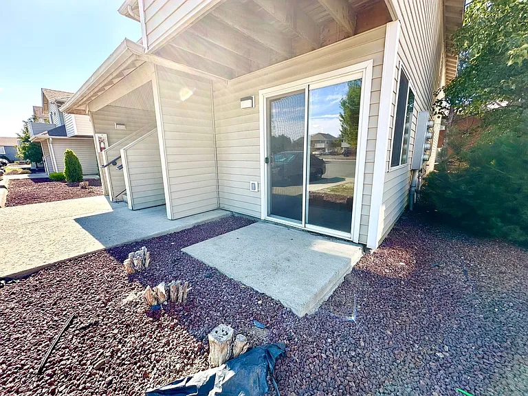 808 Juniper Ave — Photo 22