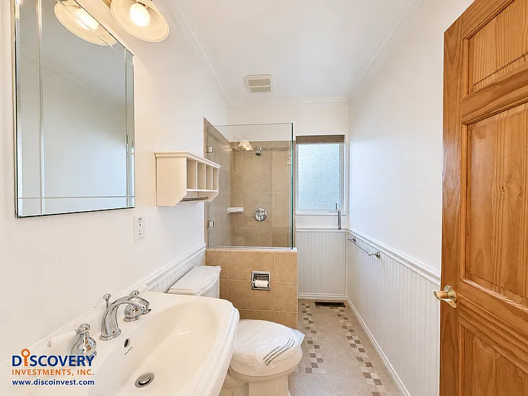 327 San Carlos Ave — Photo 17