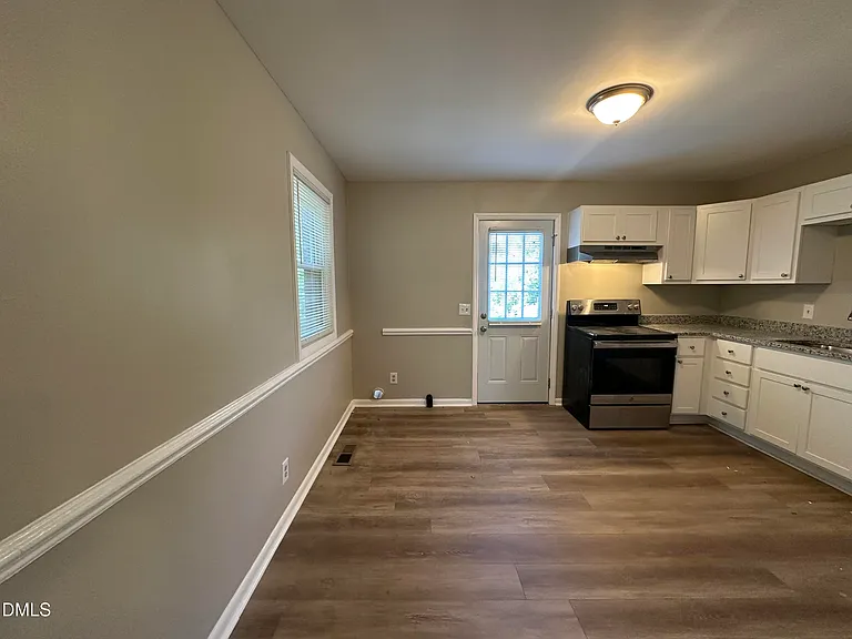 303 Weston Rd — Photo 7