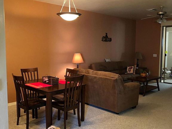 3rd image of 525 W Deerview Ct