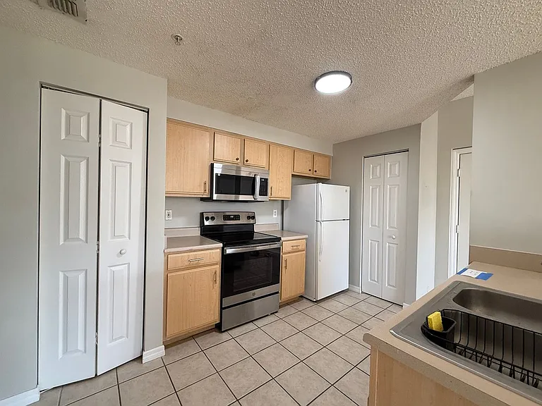 10831 Windsor Walk Dr #1305 — Photo 5