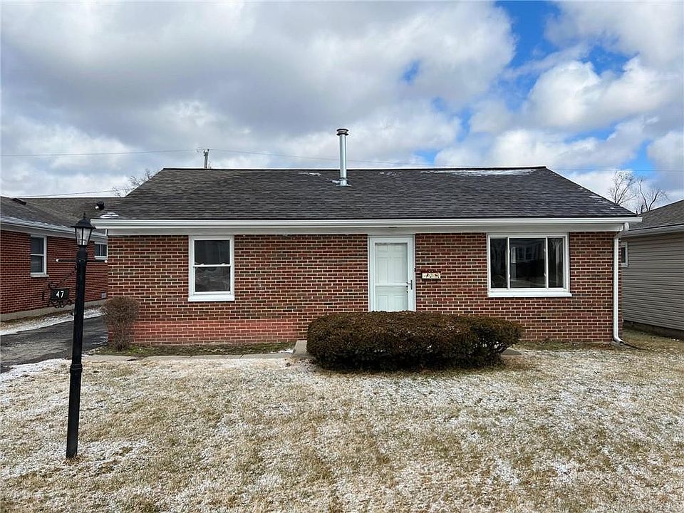 1st image of 47 Swallow Dr