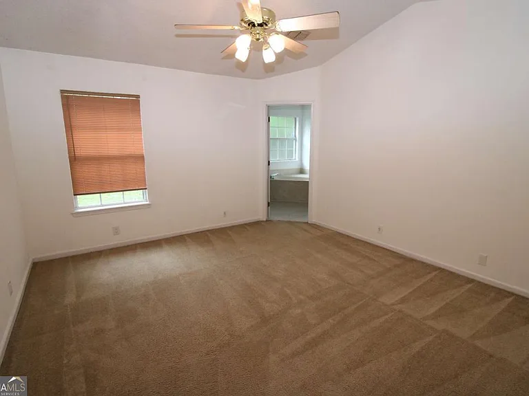 107 Shearman Way — Photo 8