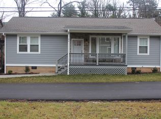 44 Edgewood Rd S, Asheville, NC 28803