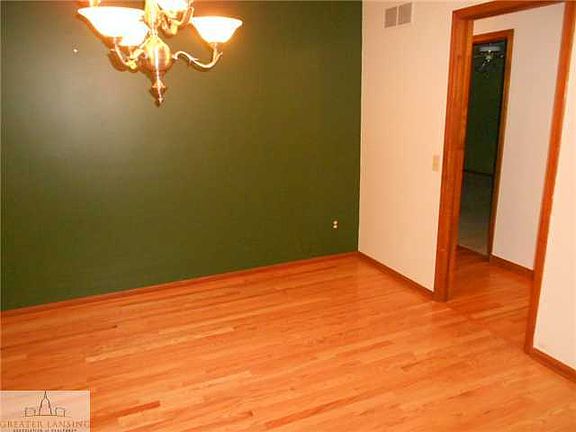 5th image of 5939 E Blythefield Dr