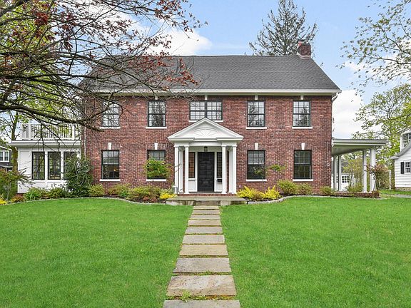 3rd image of 69 Chester Pl