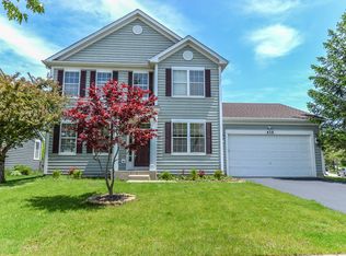 429 Mooresfield St, Elgin, IL 60124