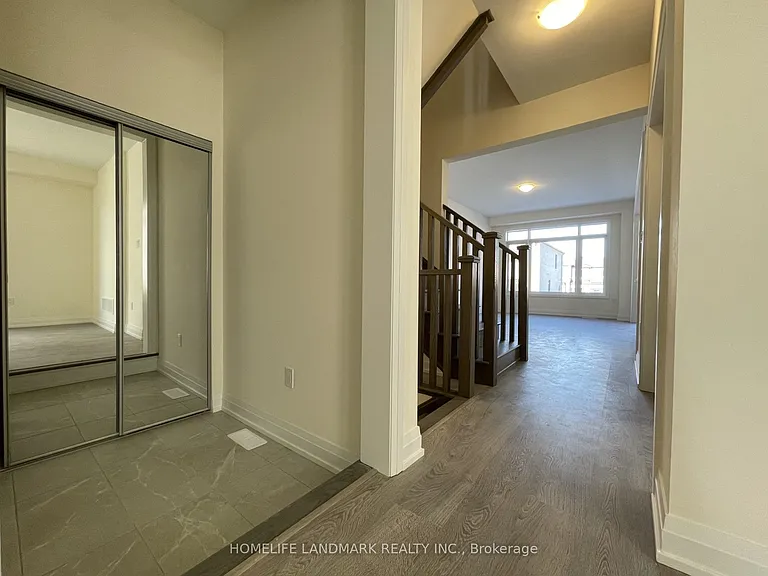 38 Daisy St — Photo 5