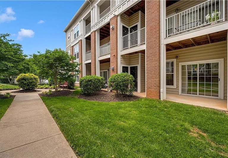 110 Watkins Pond Blvd #103 — Photo 8
