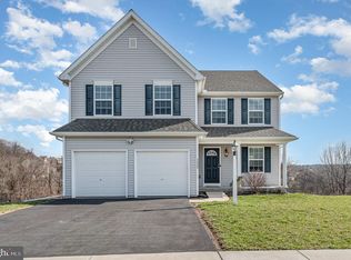 7022 Beech Tree Dr, Harrisburg, PA 17111