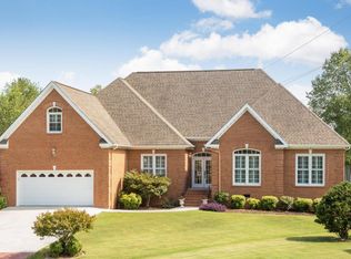 8215 Paces Ferry Xing, Chattanooga, TN 37421