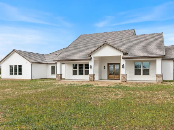 11844 E Ashlan Ave, Sanger, CA 93657