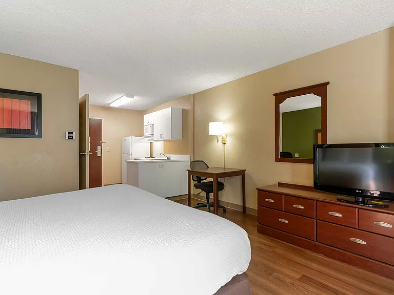 Studio Suite - 1 King Bed