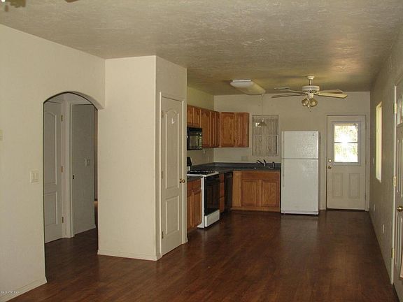 4th image of 431 E Griest Ln