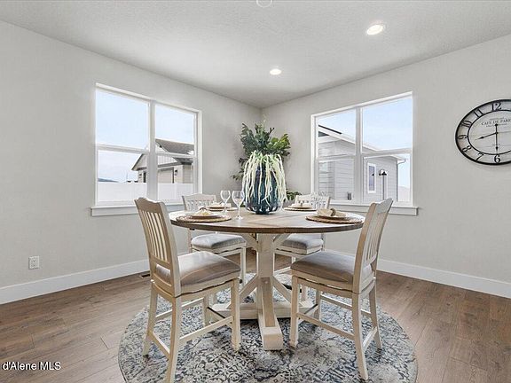 4th image of 2976 N Cassiopeia St