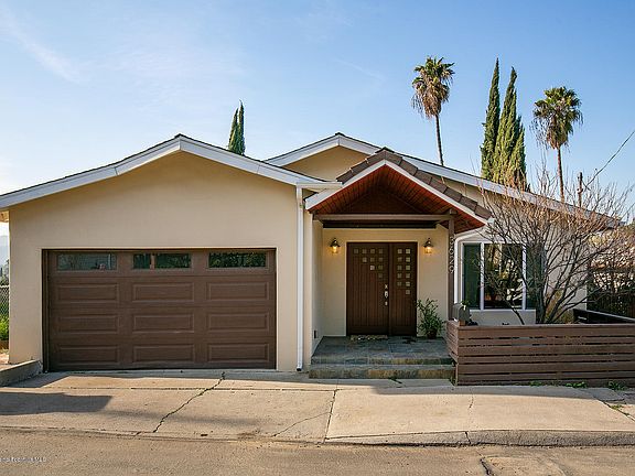 2nd image of 3629 Mimosa Dr